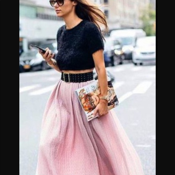 Black Shimmering Crop Top
